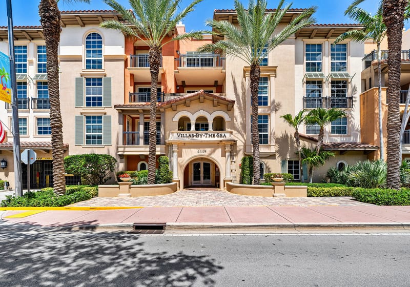 4445 El Mar Drive #209